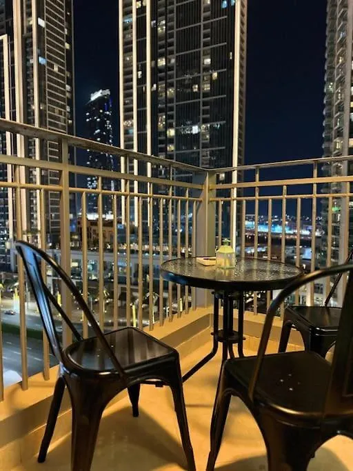 Apartment In Dubai Opposite To Burj Khalifa