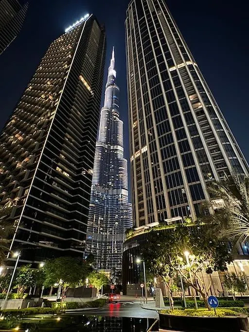 Apartment In Dubai Opposite To Burj Khalifa location